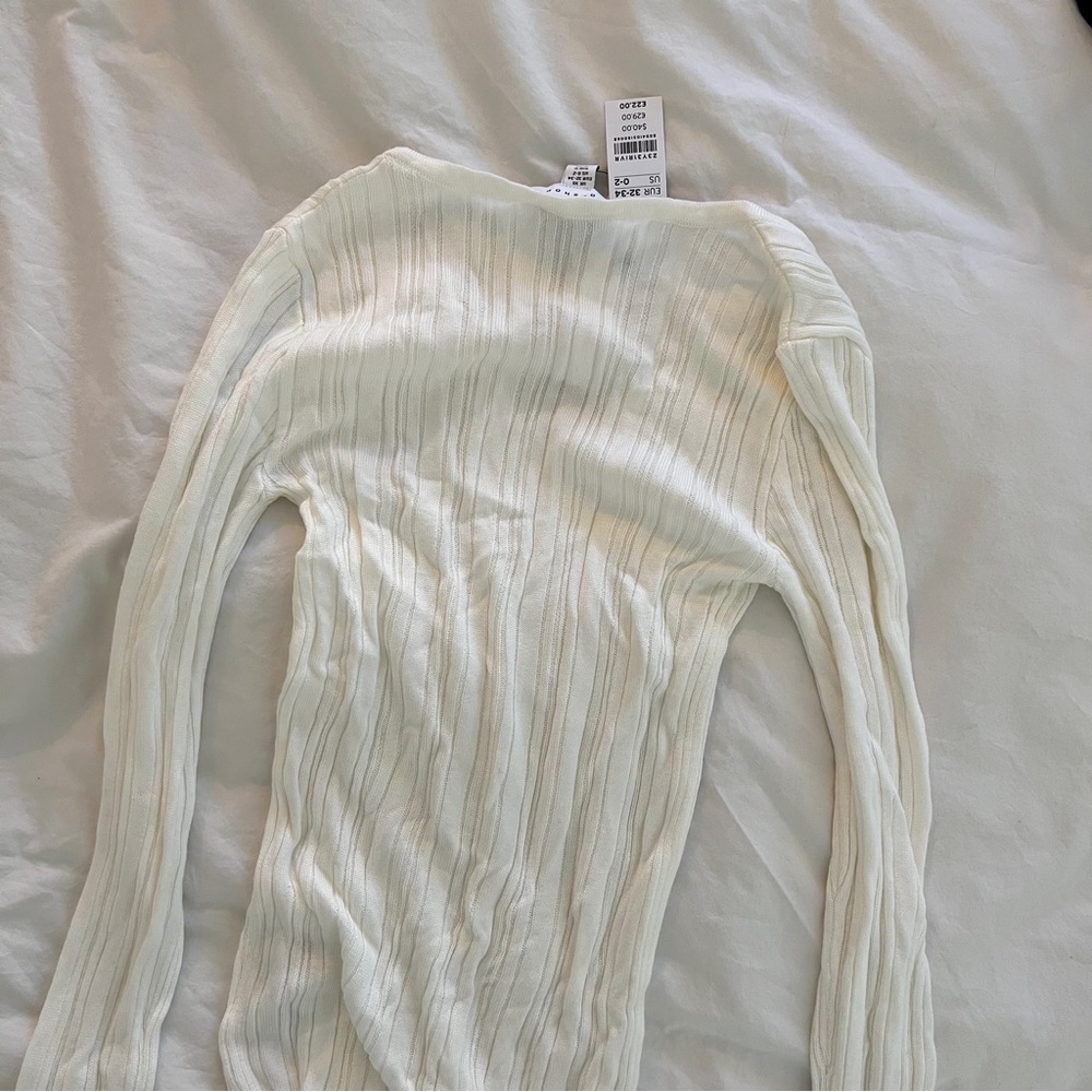 Topshop Ribbed V-Neck Sweater - Picture 3 of 4